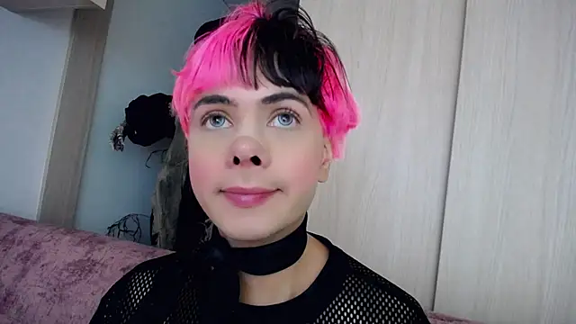 Darksweet_jack live XXX chat
