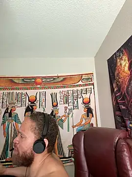 Fathero1time XXX чат на живо
