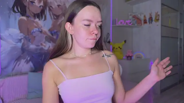 CheekySashaCharm – Naživo XXX chat
