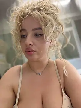 CurlyDaisy Live XXX-Chat
