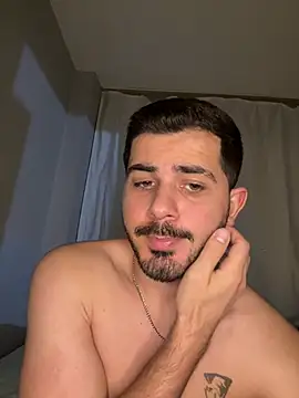 Chat XXX Live Kissbiceps