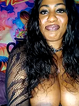 AmazonianMistress Chat XXX in diretta