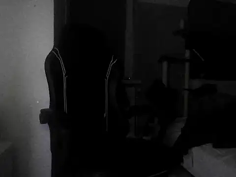 Wyrolowanyyy – Live XXX-chat