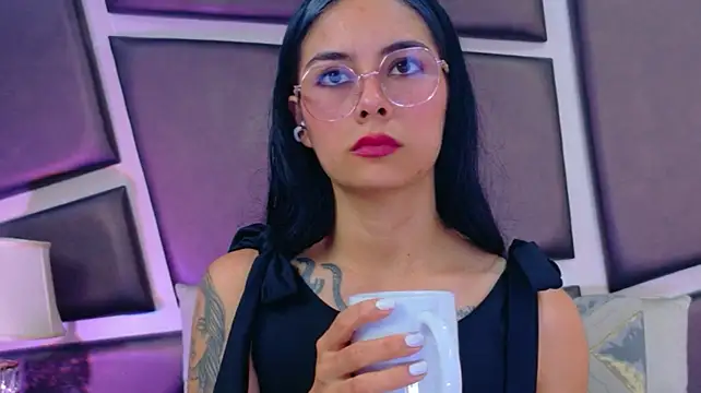 แชท XXX สดของ NicoleEsposito