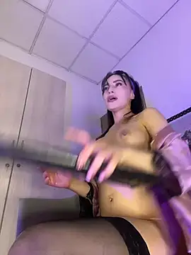 צ'אט XXX בשידור חי של IAmNobodyXXX