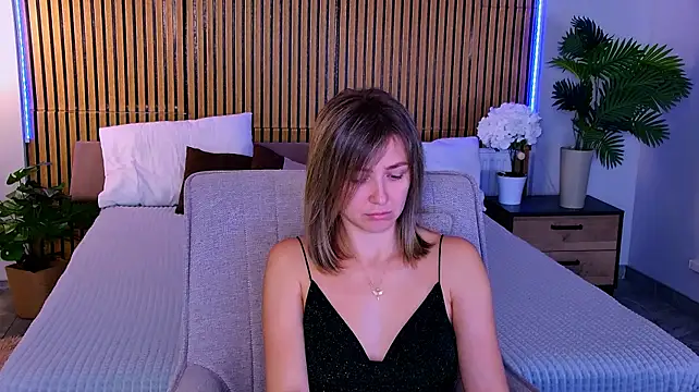 EmeraldGlown Live XXX chat