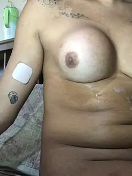 daysafadinha95's Live XXX Chat