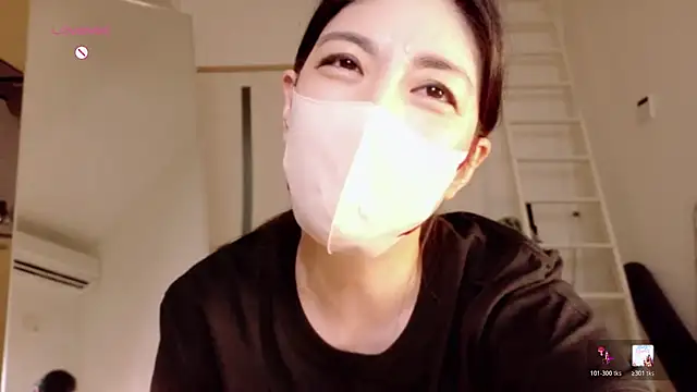 Chat XXX ao vivo de Rin-A-Rise
