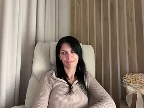 InjaAtHome: απευθείας συνομιλία ΧΧΧ