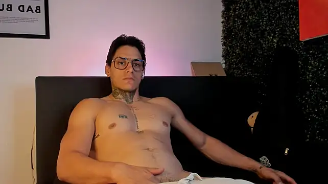 Simon_cortes – Naživo XXX chat