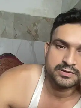 Chat XXX ao vivo de Hunkguy99