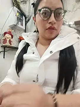 SOFI__10's Live XXX Chat