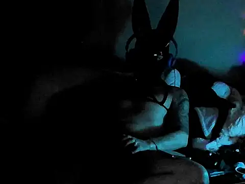 Show modela Olivermxl na web-kameri