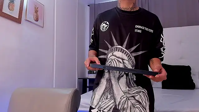 Czat XXX na żywo – Thiago_Vega__