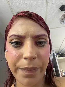GiaReddn Live XXX chat