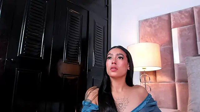Chat XXX en directo de Nia_Bunny