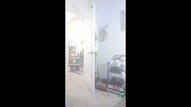 Triggerhappycj100 live XXX chat