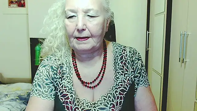 GrannyAlisa Chat XXX live