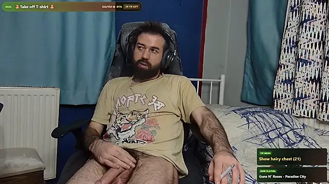 צ'אט XXX בשידור חי של hairybearcb