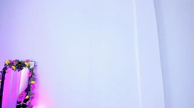 Czat XXX na żywo – RoseCassie