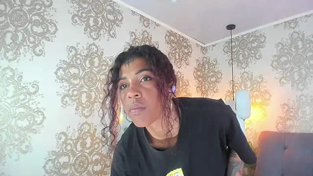 IndigoVelvet's Live XXX Chat