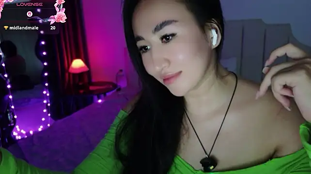 Chatroom XXX en direct de JustAngel77