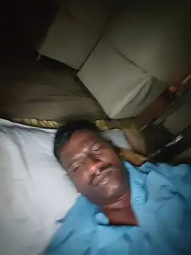 Paramkeerthi's Live XXX Chat