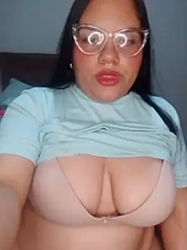 BethaXXX 라이브 XXX 채팅