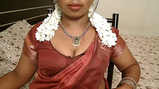 Dhiyapink live XXX chat