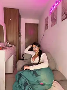 XXX chat uživo modela DulceLenns