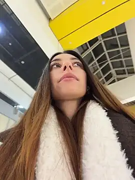 צ'אט XXX בשידור חי של AmelieCrystal