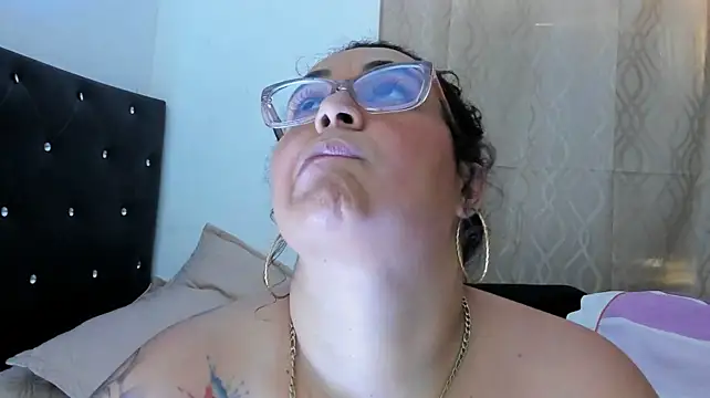 Reginavegaa – Naživo XXX chat