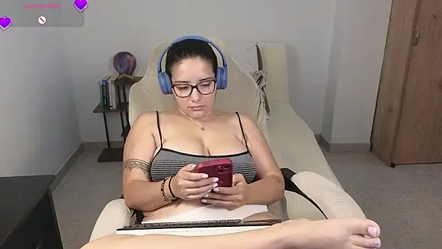 Chat XXX en directo de blue__moon_
