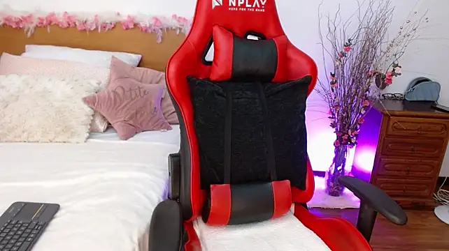 lucy_luu_'s Live XXX Chat