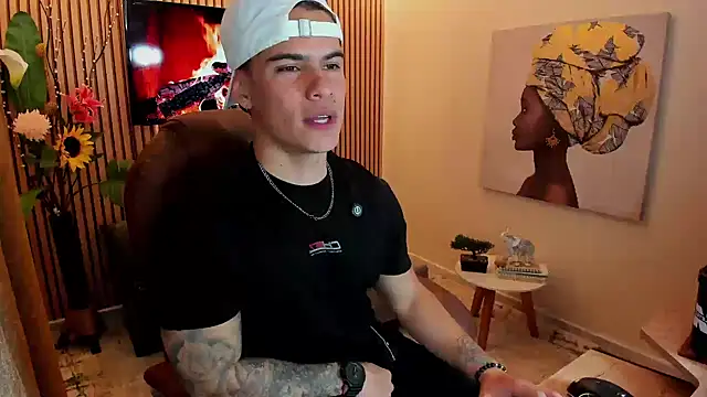 Matias_Murrier Show in webcam