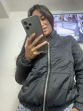 ROSIEPIXEL live XXX chat