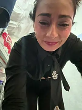 Chat XXX ao vivo de IsabellaMariet