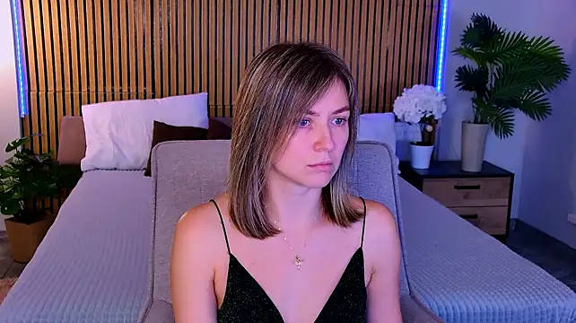EmeraldGlow Live XXX-chat