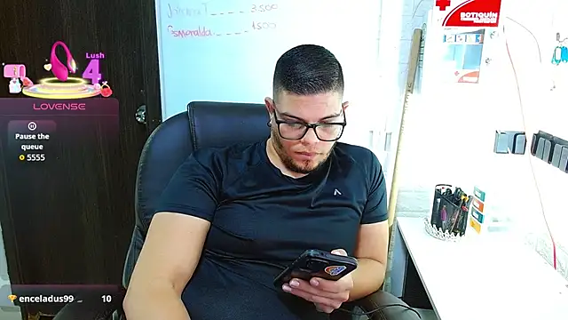 XXX chat uživo modela Realjoel01