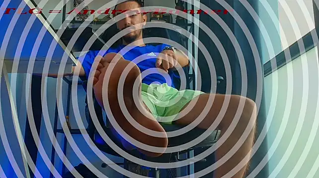 دردشة AndrewBanner الجنسية المباشرة