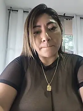 Czat XXX na żywo – kendra_fire