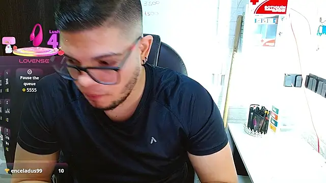 Realjoel01 现场XXX聊天