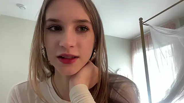 LynellMilleson Шоу с уебкамера