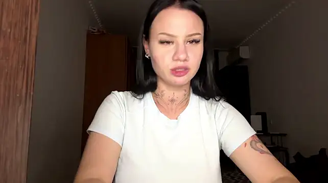 Ava_Lanchee ওয়েবক্যাম শো