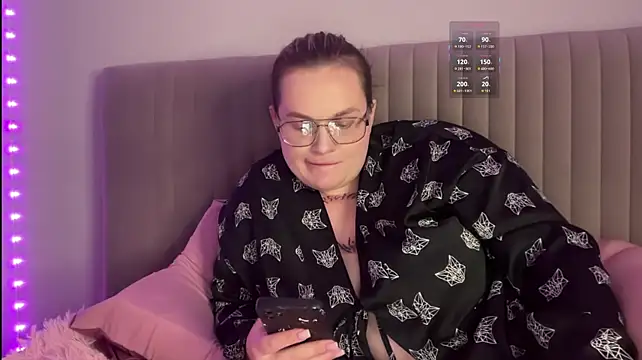 Nata102 Chat XXX live