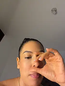 Chat +18 de kamivolkano ao vivo