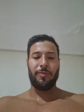 -juancho- XXX чат на живо