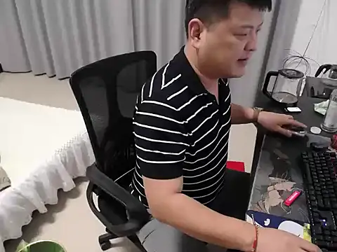 zhang1118 – Naživo XXX chat