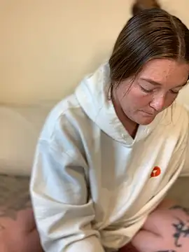 PussiesnCream_ Adlı Modelin Canlı XXX Sohbeti