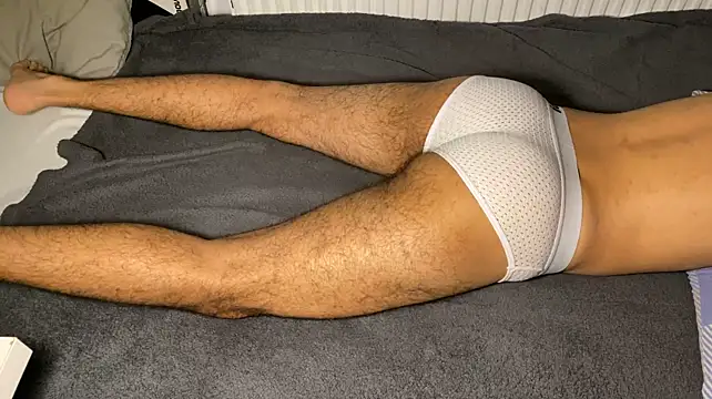 ozysboy Adlı Modelin Canlı XXX Sohbeti